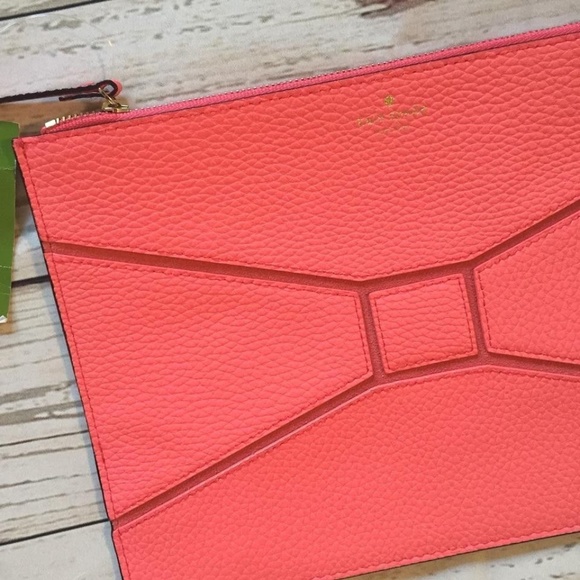 Kate Spade Bridge Place Gia Bow Clutch Pouch - Picture 2 of 6
